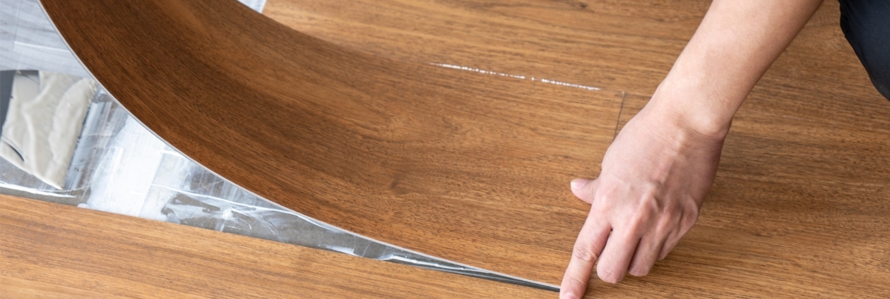 Hartholz, Innenarchitektur, Holz, Gebeiztes Holz, Person